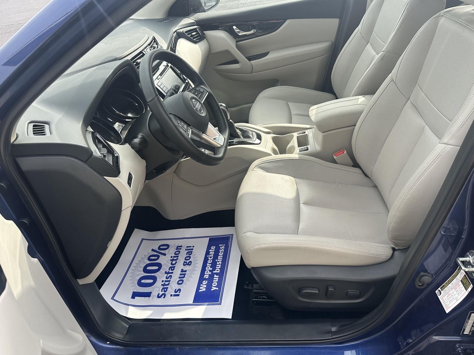 2022 Nissan Rogue Sport SL