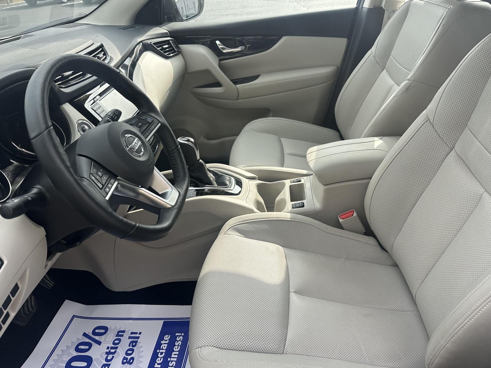 2022 Nissan Rogue Sport SL