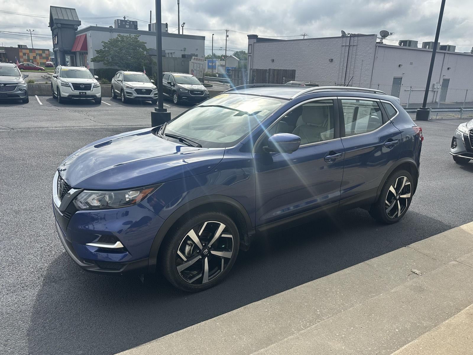 2022 Nissan Rogue Sport SL
