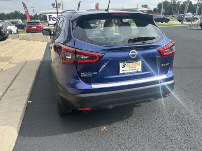 2022 Nissan Rogue Sport SL