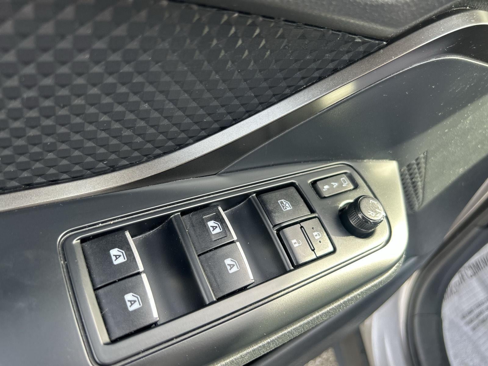 2018 Toyota C-HR XLE Premium