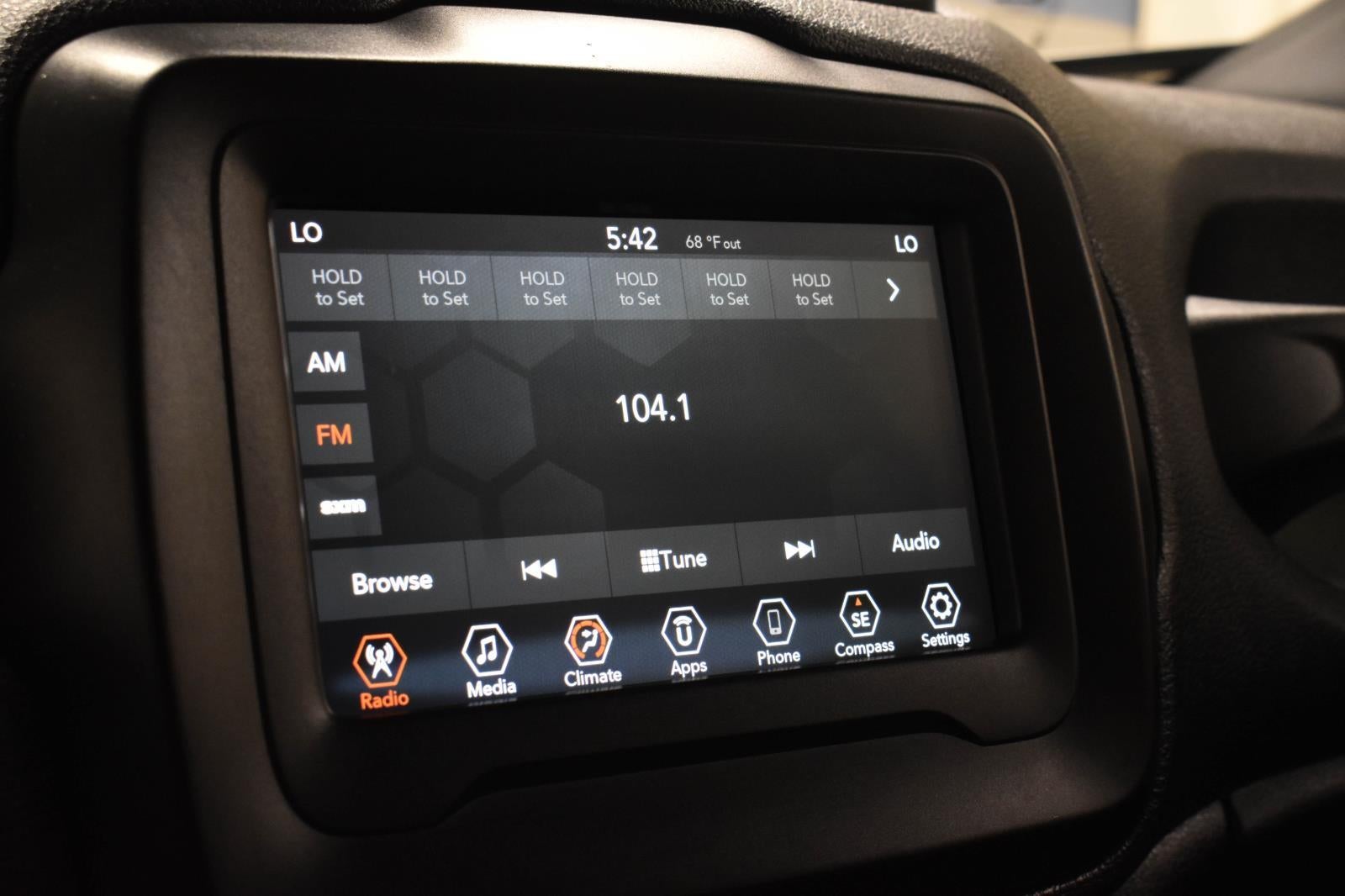 2020 Jeep Renegade Jeepster