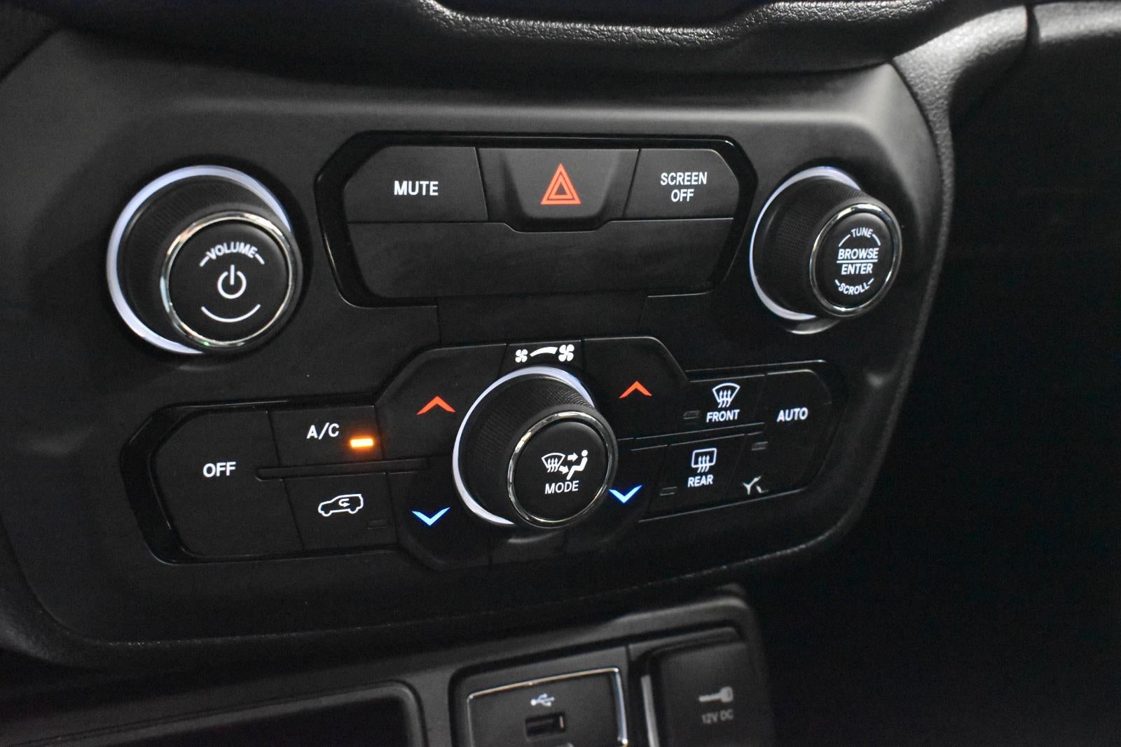 2020 Jeep Renegade Jeepster