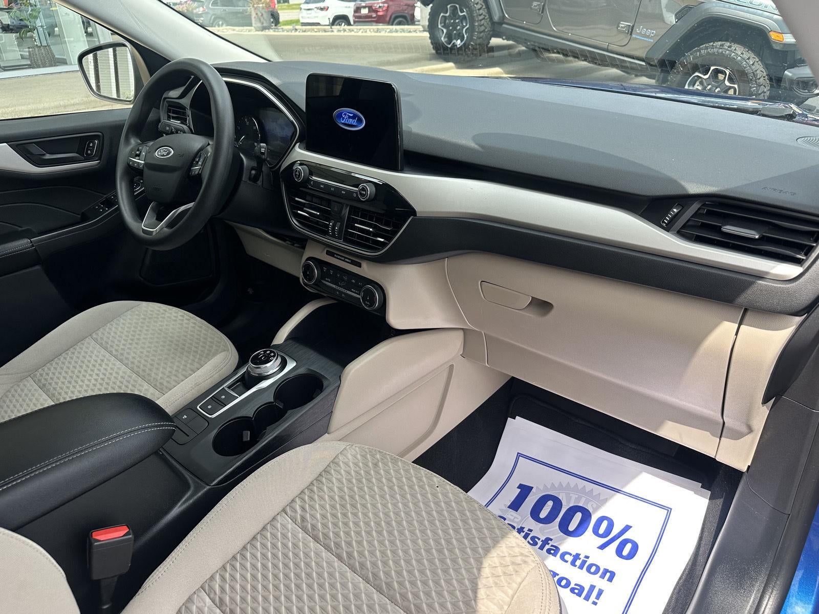 2022 Ford Escape SE Hybrid