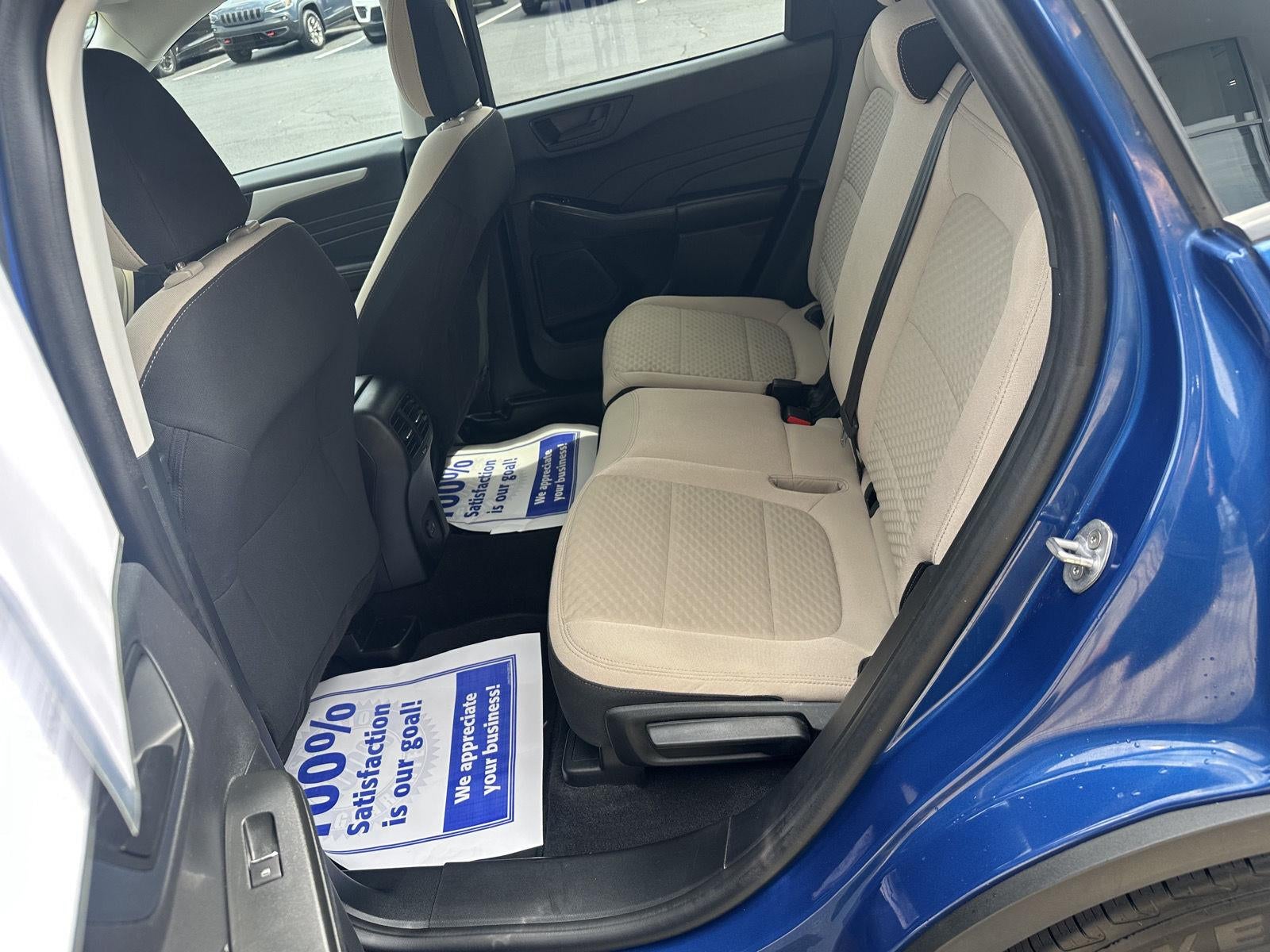 2022 Ford Escape SE Hybrid