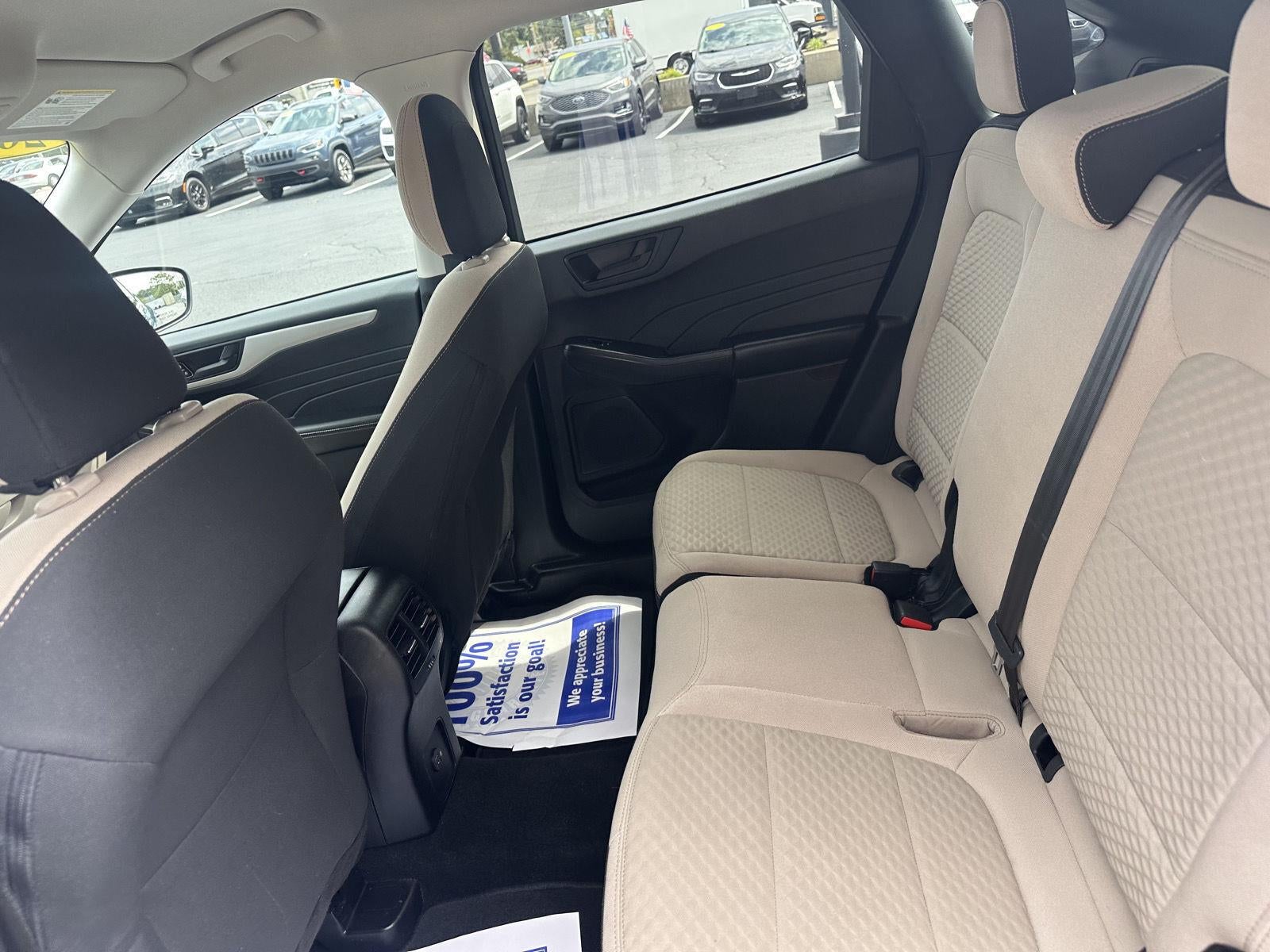2022 Ford Escape SE Hybrid