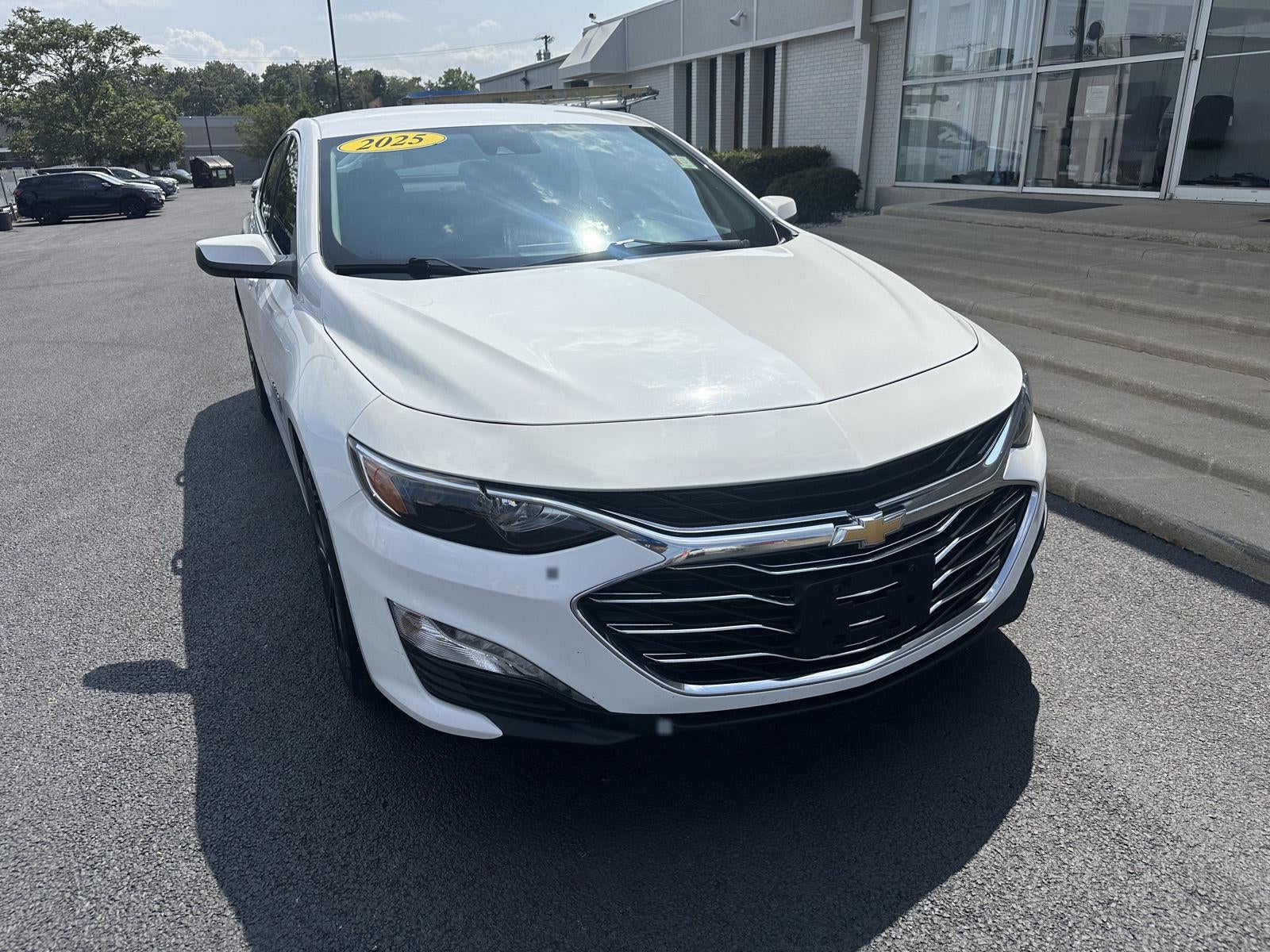 2025 Chevrolet Malibu LT