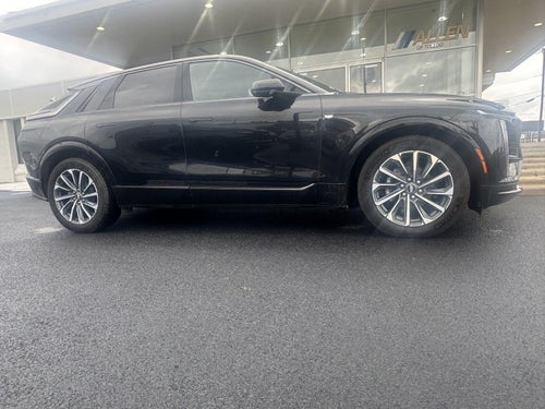 2024 Cadillac Lyriq Sport