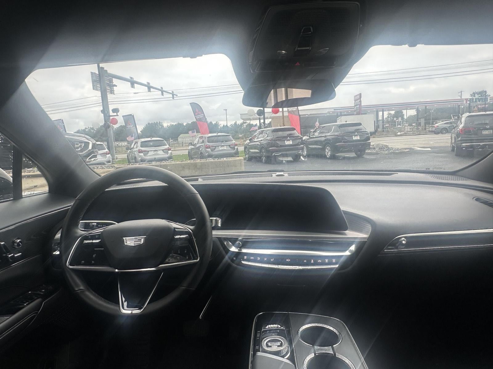 2024 Cadillac Lyriq Sport
